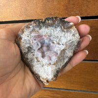 אבני אגת אומבו