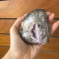 אבני אגת אומבו