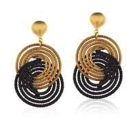 עגילים מיוחדים בעבודת יד