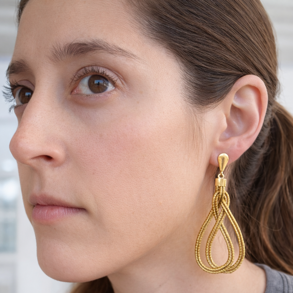 עגילי בתניה